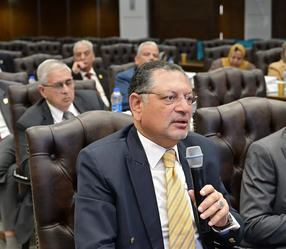 مجلس جامعة القاهرة يناقش تنفيذ توصيات منتدى مصر.. جوائز لأفضل 3 شركات، ويستعرض مشروع الجامعات الرائدة