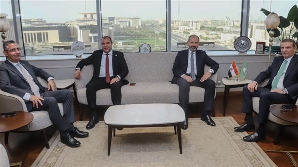 الزراعة والتموين تبحثان أسعار توريد القمح والمحاصيل الاستراتيجية للموسم الجديد