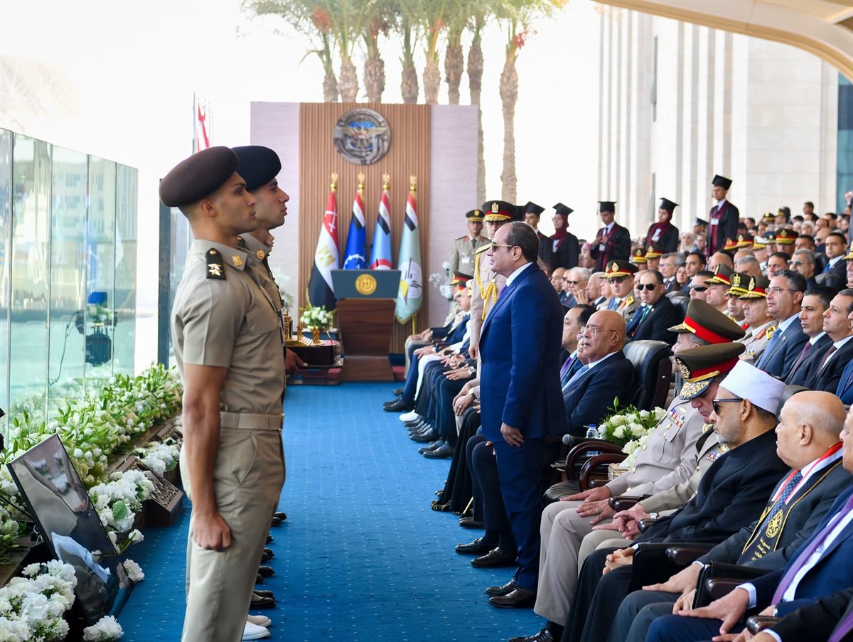 تفاصيل حفل تخرج دفعات جديدة من الأكاديمية العسكرية بحضور السيسي.. شاهد