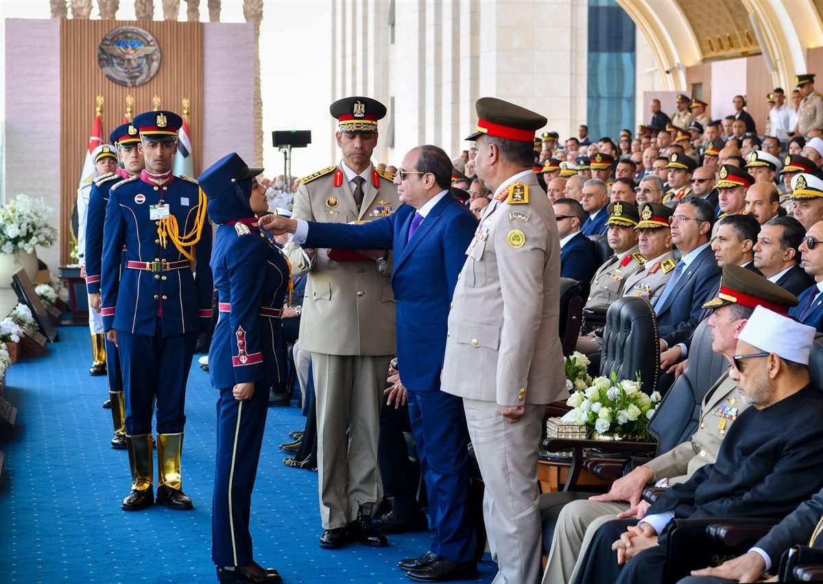 تفاصيل حفل تخرج دفعات جديدة من الأكاديمية العسكرية بحضور السيسي.. شاهد
