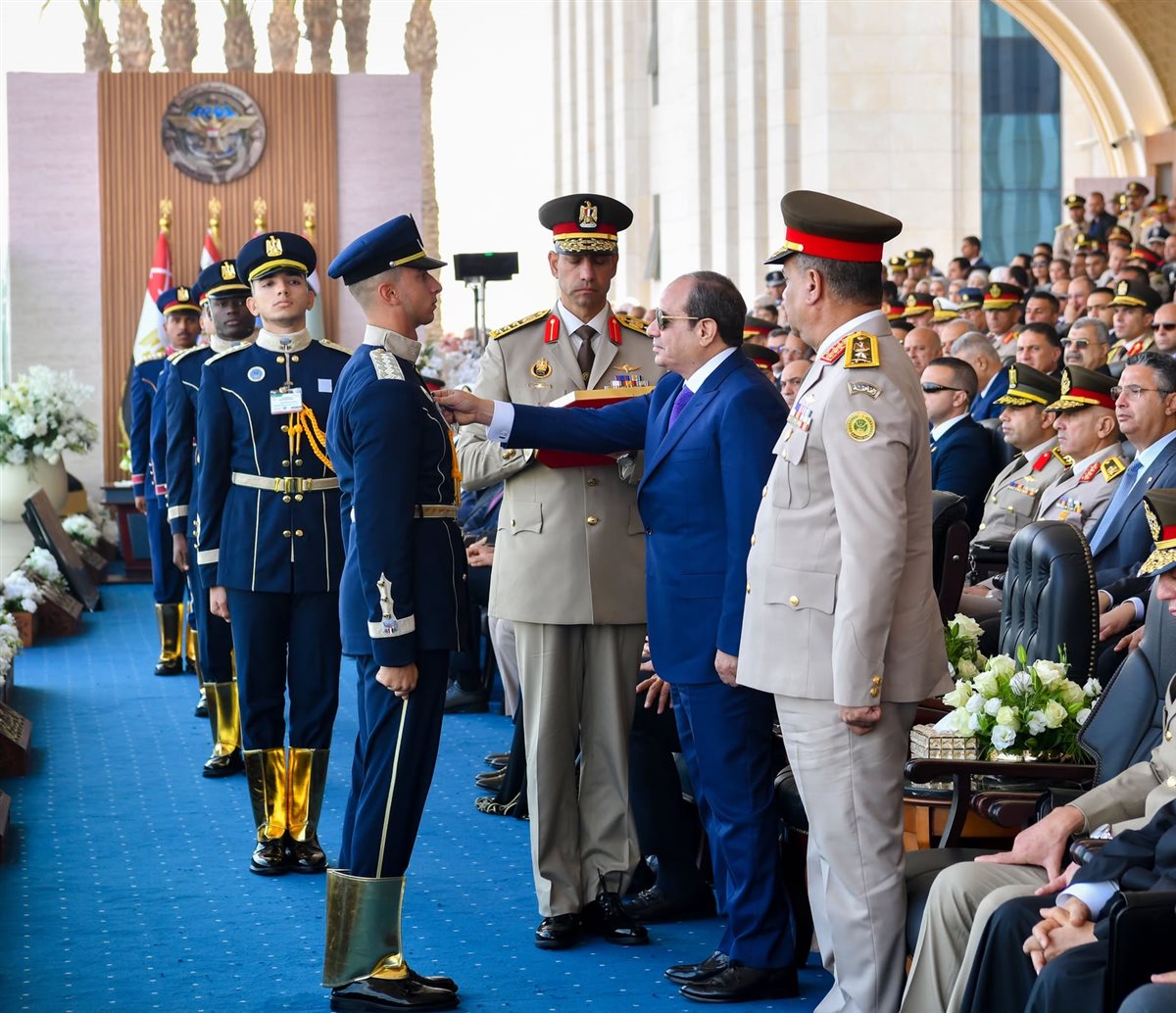 تفاصيل حفل تخرج دفعات جديدة من الأكاديمية العسكرية بحضور السيسي.. شاهد