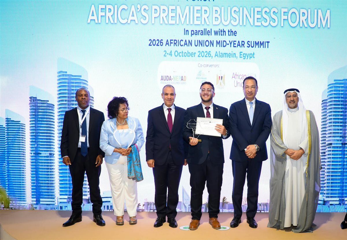 مصرية تحصد المركز الأول في مسابقة أفريقيا للذكاء الاصطناعي والروبوتات