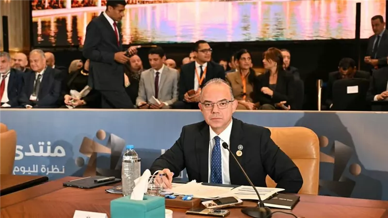 وزير الاستثمار: نستهدف توسيع قاعدة الشركات المصدرة واجتمعنا مع 13 مجلسا تصديريا