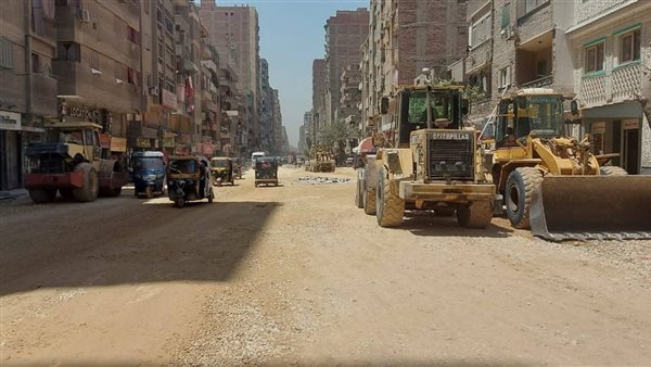 محافظ الجيزة يتابع أعمال تطوير ورصف شارع ناهيا بطول 1.8 كم بحي بولاق الدكرور