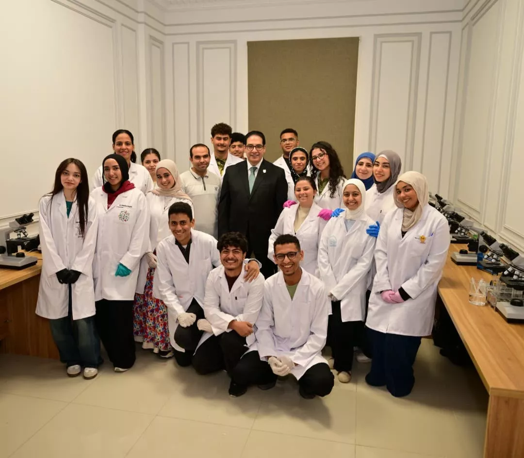 جوائز مالية لأفضل المشروعات الابتكارية، تحرك جديد لدعم إبداعات طلاب جامعة القاهرة الأهلية (صور) 3 جوائز مالية لأفضل المشروعات الابتكارية، تحرك جديد لدعم إبداعات طلاب جامعة القاهرة الأهلية (صور)