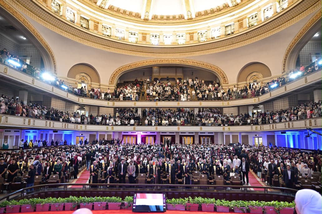 دفعة جمال حمدان، آداب القاهرة تحتفي بخريجي 2026 وتكرم الحاصلين على الدراسات العليا