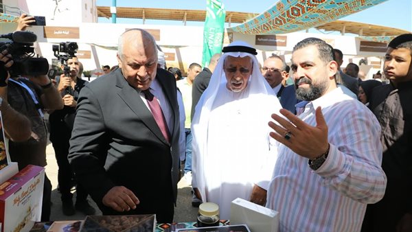 ١٠٠٠ دولار امريكى للفائز بجائزة خليفة الدولية لنخيل التمر والابتكار الزراعي 1 ١٠٠٠ دولار امريكى للفائز بجائزة خليفة الدولية لنخيل التمر والابتكار الزراعي