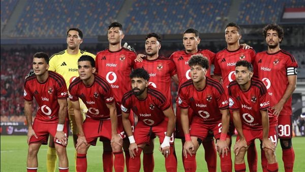 انطلاق مباراة الأهلي والقناة في الدوري المصري