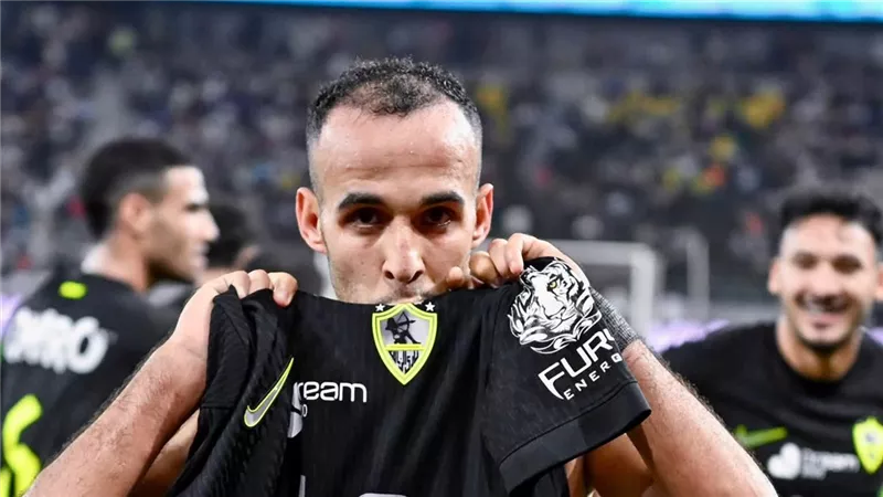 بعد انتهاء أزمته، ناصر منسي يشارك في مران الزمالك