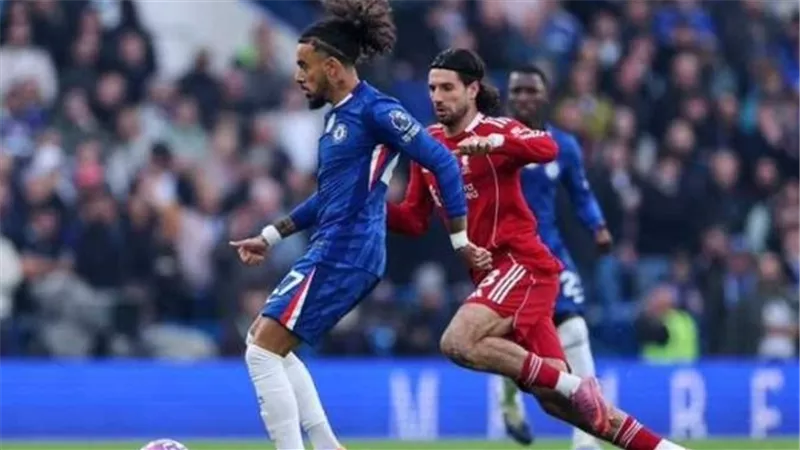 بعد مواجهة مثيرة، ليفربول يتخطى تشيلسي بركلات الترجيح ويواصل مشواره في كأس الرابطة