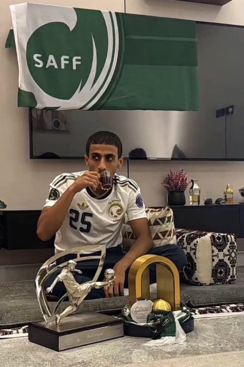 جائزة أفضل لاعب في خليجي 27، شقة بـ 3 ملايين ريال لنجم السعودية 1 جائزة أفضل لاعب في خليجي 27، شقة بـ 3 ملايين ريال لنجم السعودية