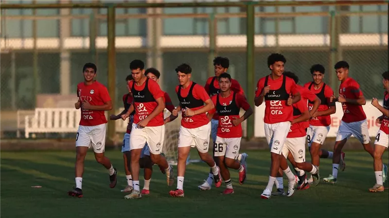 حكم بحريني يدير مباراة مصر والكويت غدًا في كأس الخليج للناشئين 1 حكم بحريني يدير مباراة مصر والكويت غدًا في كأس الخليج للناشئين