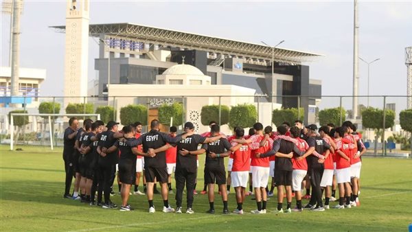 لحسم التأهل.. وائل رياض يحاضر لاعبي منتخب الشباب قبل مواجهة الجزائر
